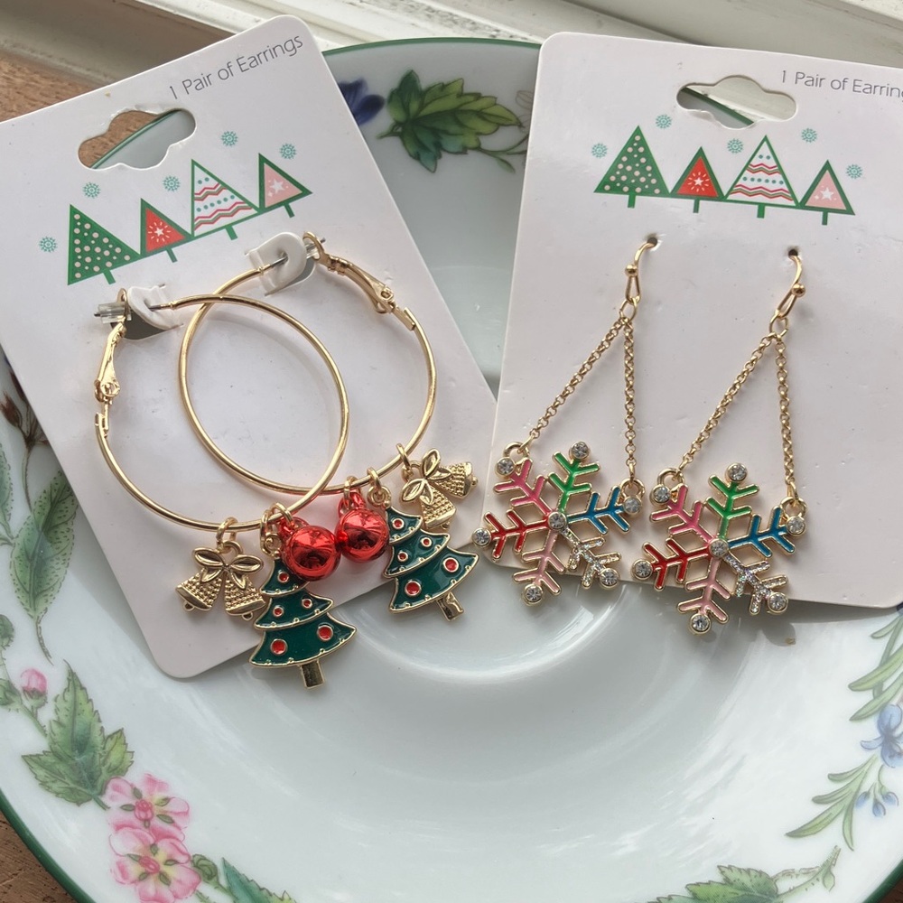 Festive Christmas Earrings Set